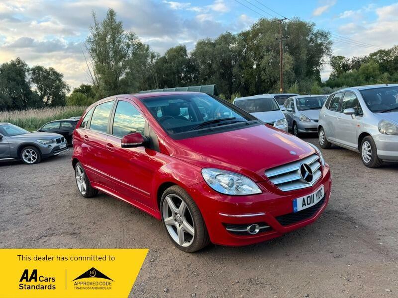 Mercedes-Benz B Class Sport Red