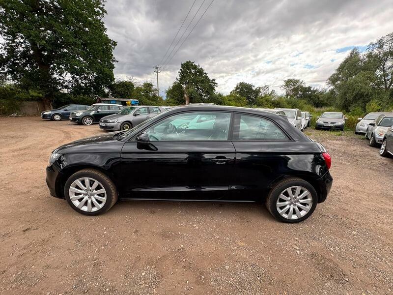 Audi A1 Sport Black #4