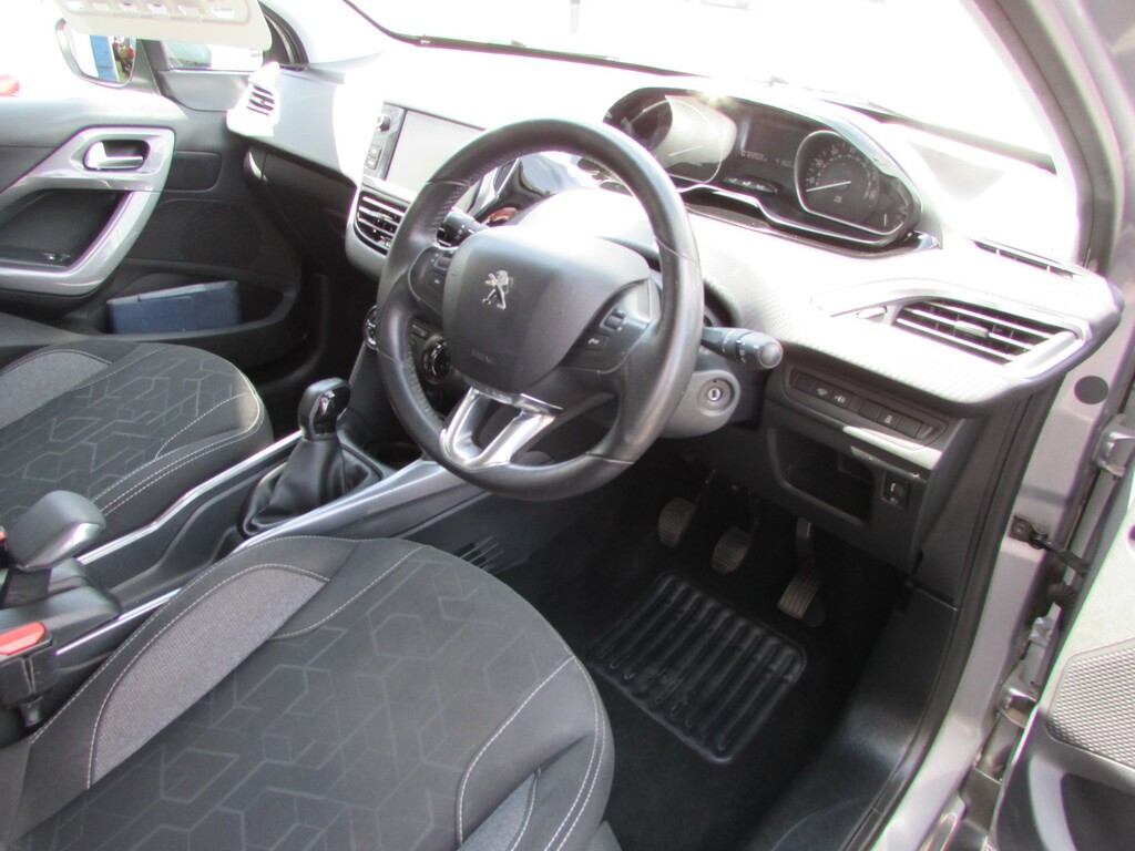 Peugeot 2008 Blue Hdi Active Used WR66GCO  #6