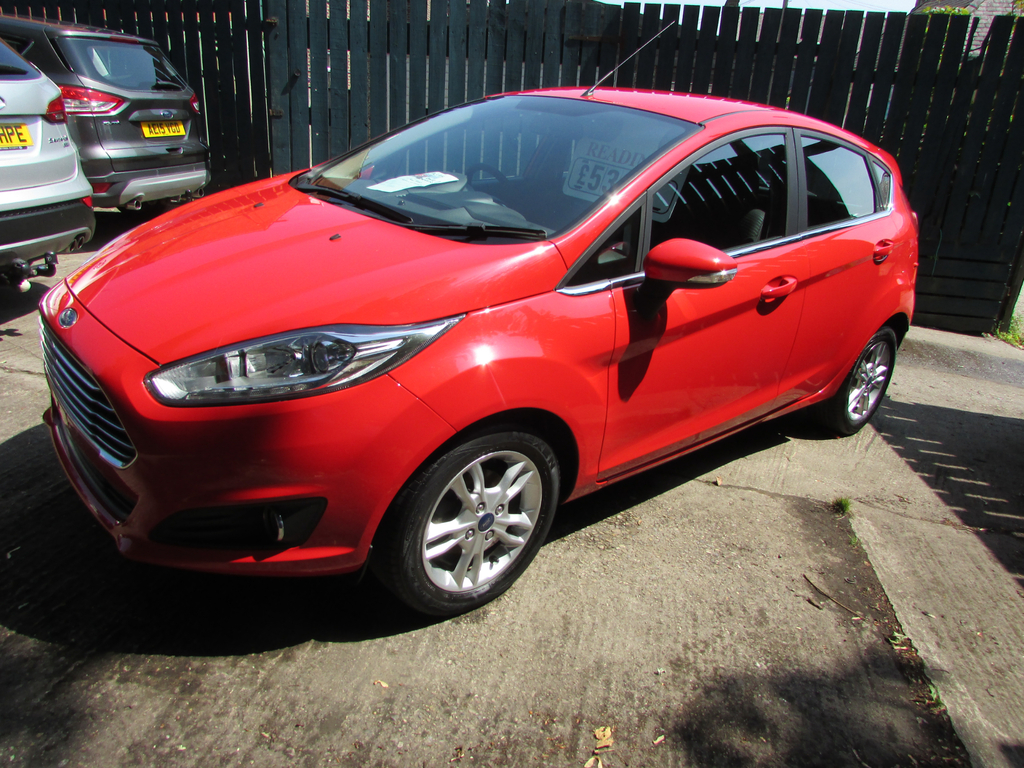 Ford Fiesta 1.2 L Zetec Used  #2