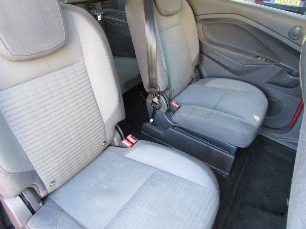 Ford Grand C-Max 7 Seats Titanium Tdci Used  #5
