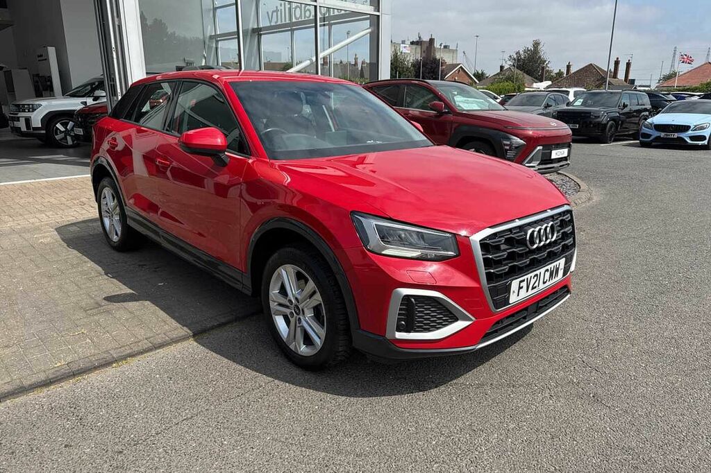 Audi Q2 30 Tfsi Sport FV21CWW Red #2