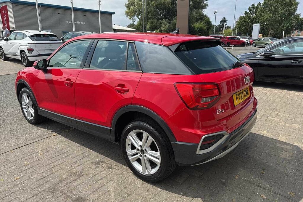 Audi Q2 30 Tfsi Sport FV21CWW Red #4