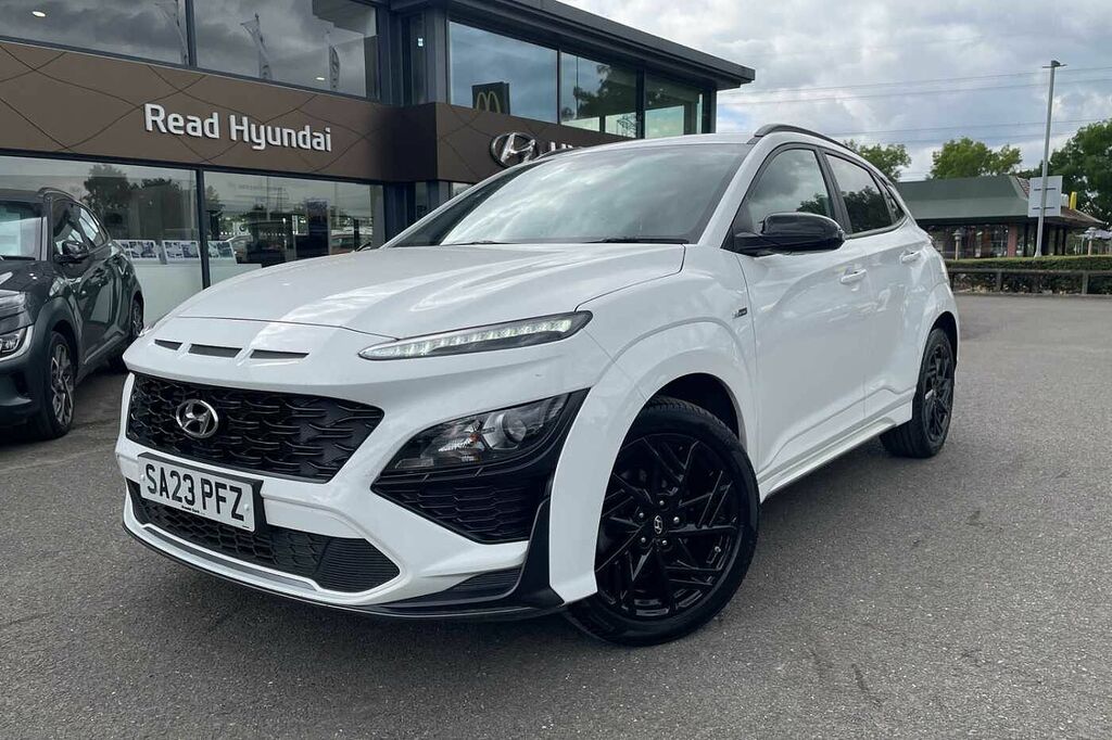 Hyundai Kona N Line 1.0 T-gdi Mhev 120Ps SA23PFZ White #2
