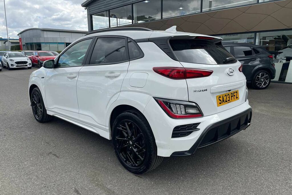 Hyundai Kona N Line 1.0 T-gdi Mhev 120Ps SA23PFZ White #4