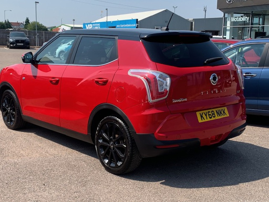 SsangYong Tivoli 1.6 E-xdi Elx Suv 4Wd Euro 6 11 White #31