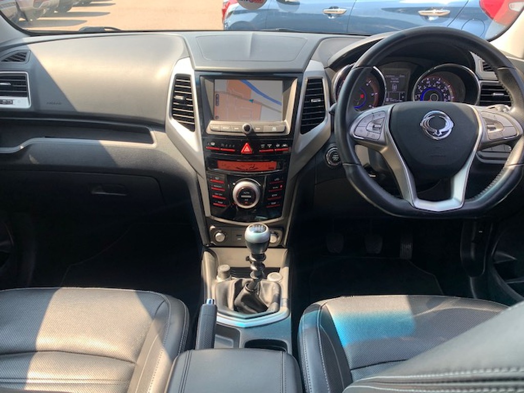 SsangYong Tivoli 1.6 E-xdi Elx Suv 4Wd Euro 6 11 White #14