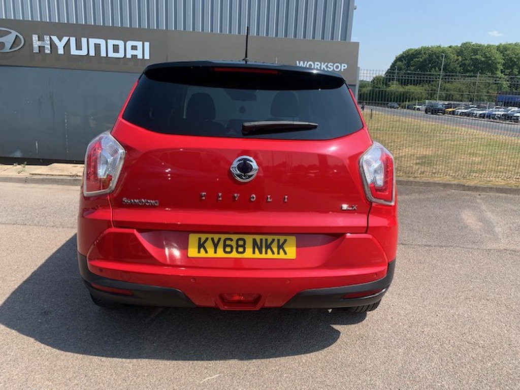 SsangYong Tivoli 1.6 D Elx 4X4 Red #4