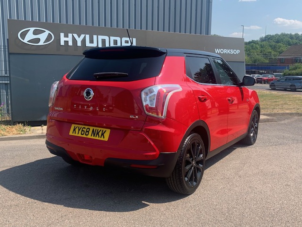 SsangYong Tivoli 1.6 D Elx 4X4 Red #3