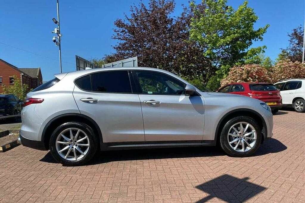 Alfa Romeo Stelvio Super 2.2 Jdtm 190Ps Silver #4