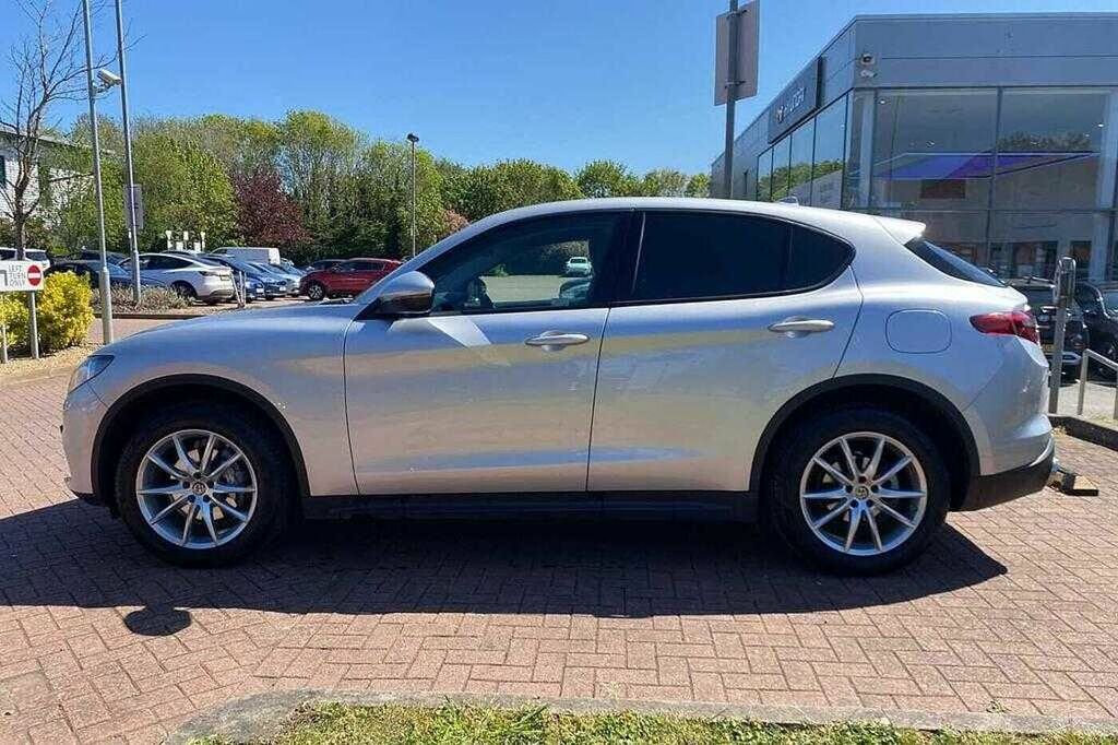Alfa Romeo Stelvio 2.2 D 190 Super Silver #4