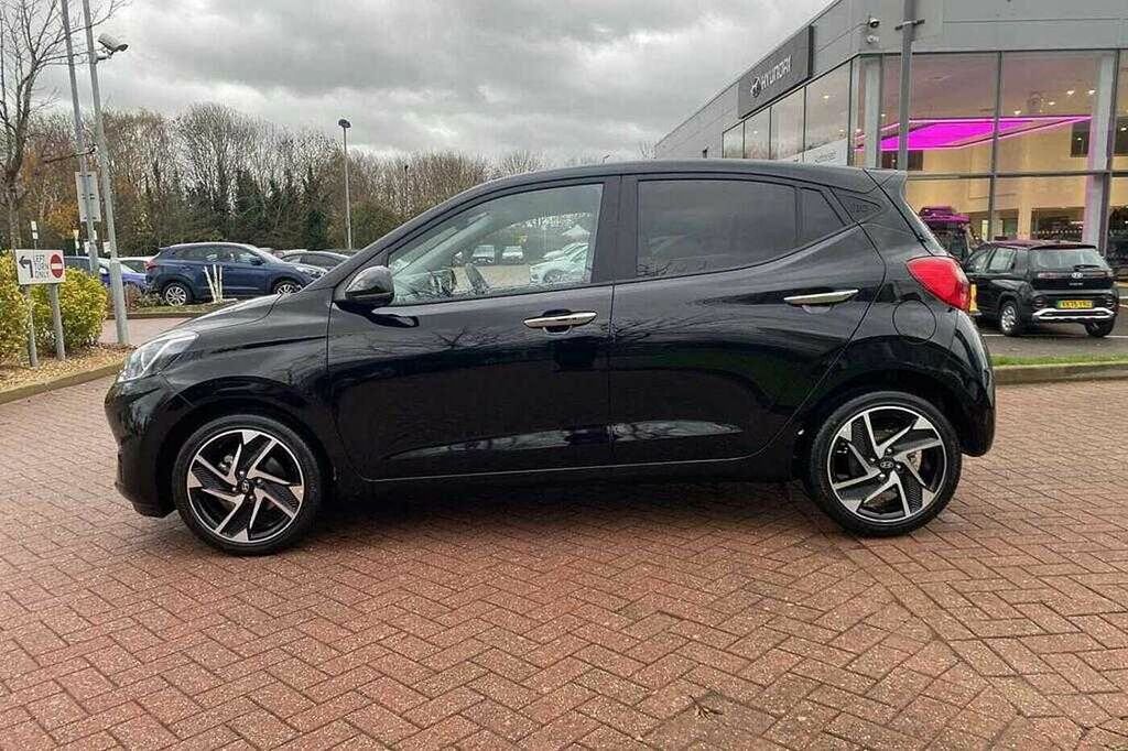 Hyundai I10 1.2 79 Premium Nav Black #3