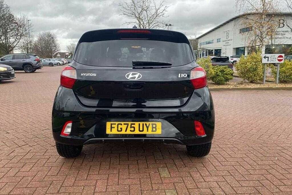 Hyundai I10 1.2 79 Premium Nav Black #6