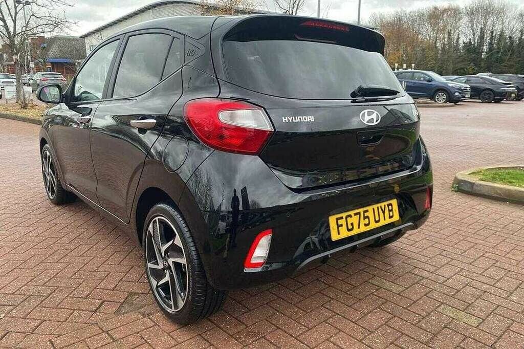 Hyundai I10 1.2 79 Premium Nav Black #2