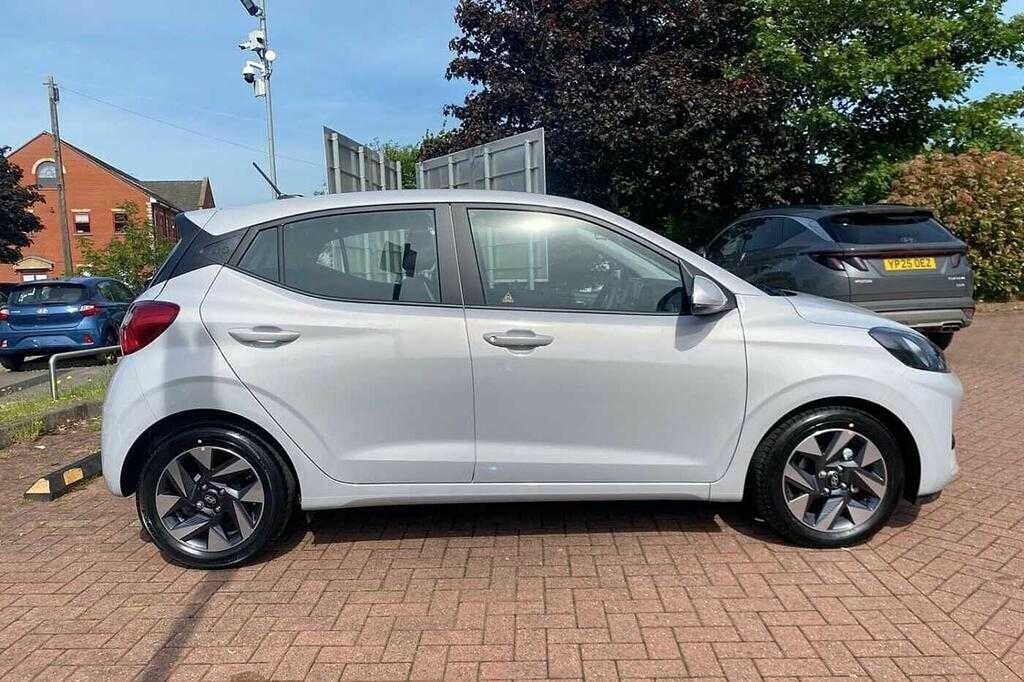Hyundai I10 1.0 63 Advance Nav Grey #3