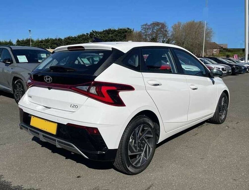 Hyundai I20 1.0T Gdi Premium Dct White #3