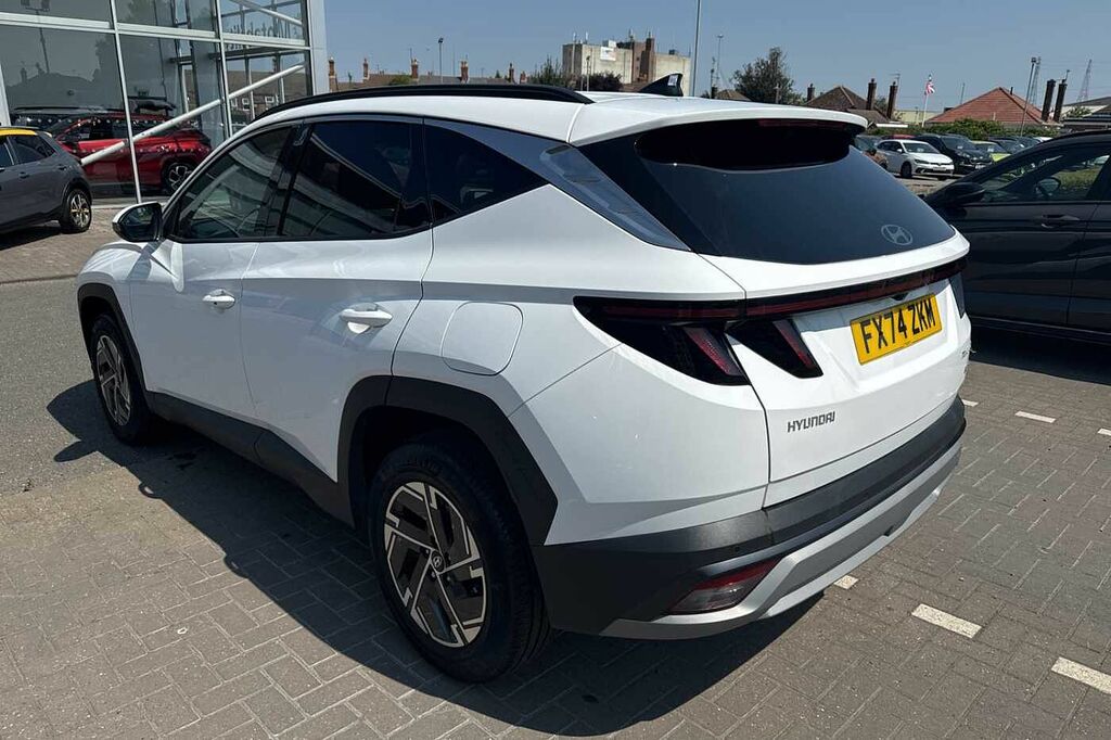 Hyundai Tucson 1.6T Hybrid Advance FX74ZKM White #3