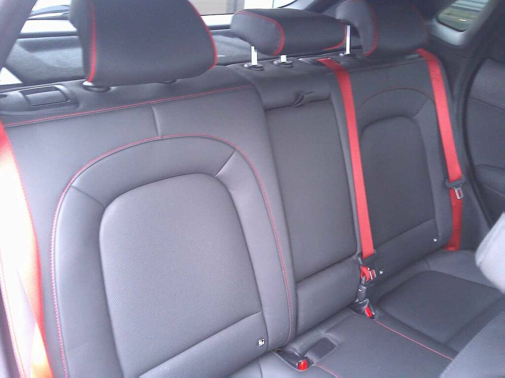 Hyundai Kona 1.6T Gdi Blue Drive Premium Gt 4Wd Dct Red #6