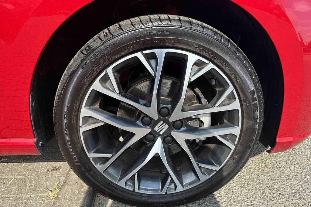 Seat Ibiza 1.0 Tsi 115 Xcellence FV25VPM Red #6