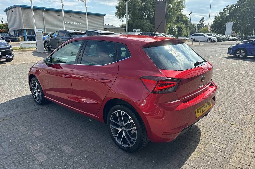Seat Ibiza 1.0 Tsi 115 Xcellence FV25VPM Red #4