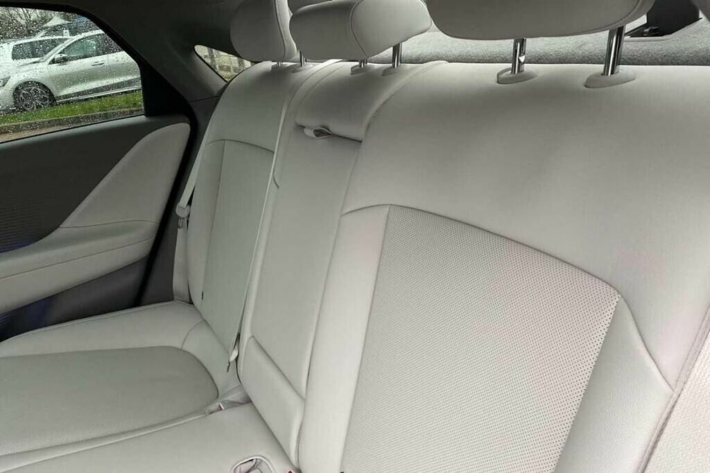 Hyundai Ioniq 6 168Kw Ultimate 77Kwh Grey #15
