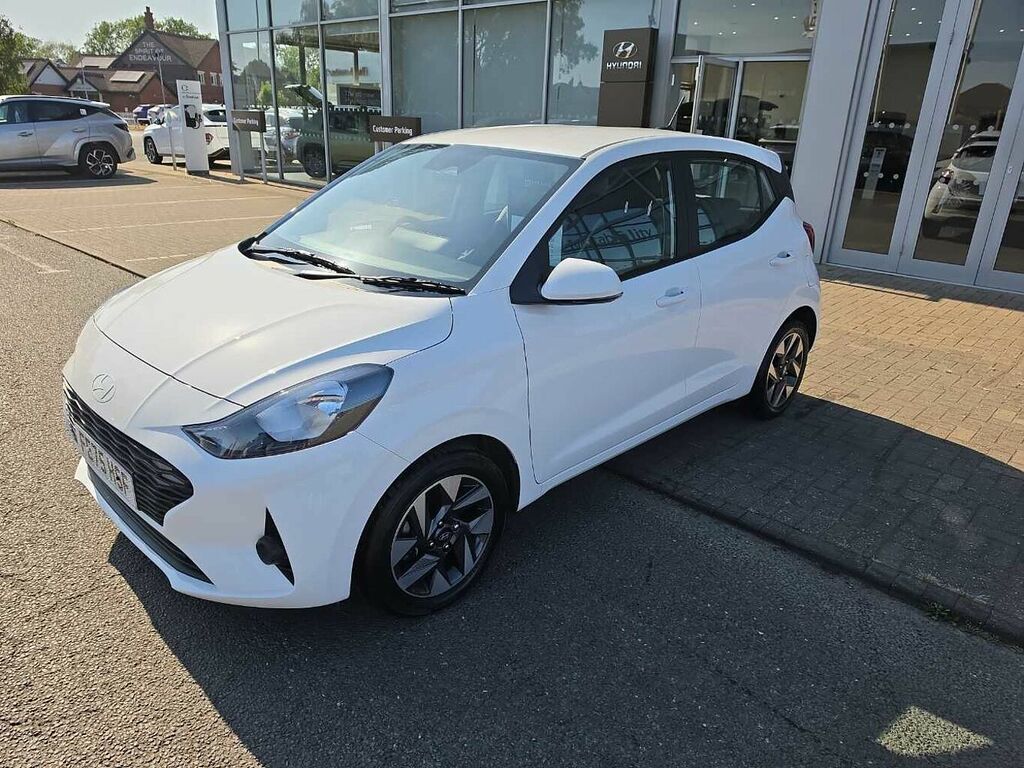 Hyundai I10 1.0 63 Advance Nav FE75HSF White #3