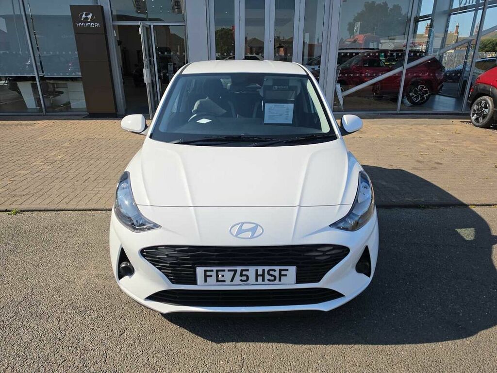 Hyundai I10 1.0 63 Advance Nav FE75HSF White #2