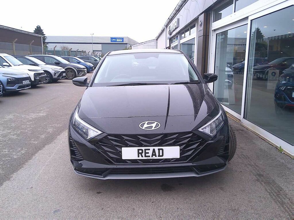 Hyundai I20 1.0T Gdi 90 Tech Line Black #2