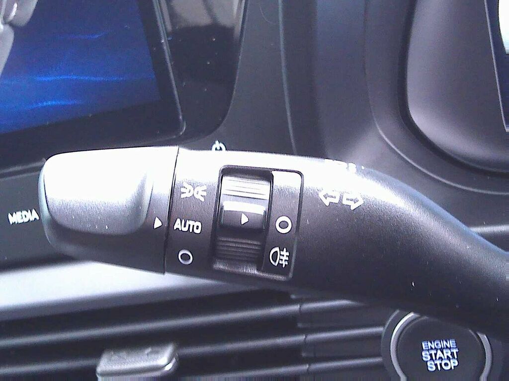 Hyundai Bayon Ultimate Grey #16