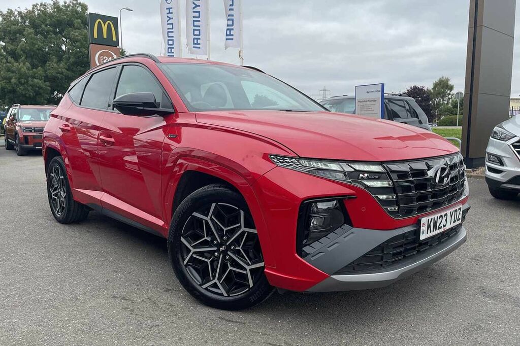 Hyundai Tucson N Line Hybrid 1.6 T-gdi Hev 230Ps Red
