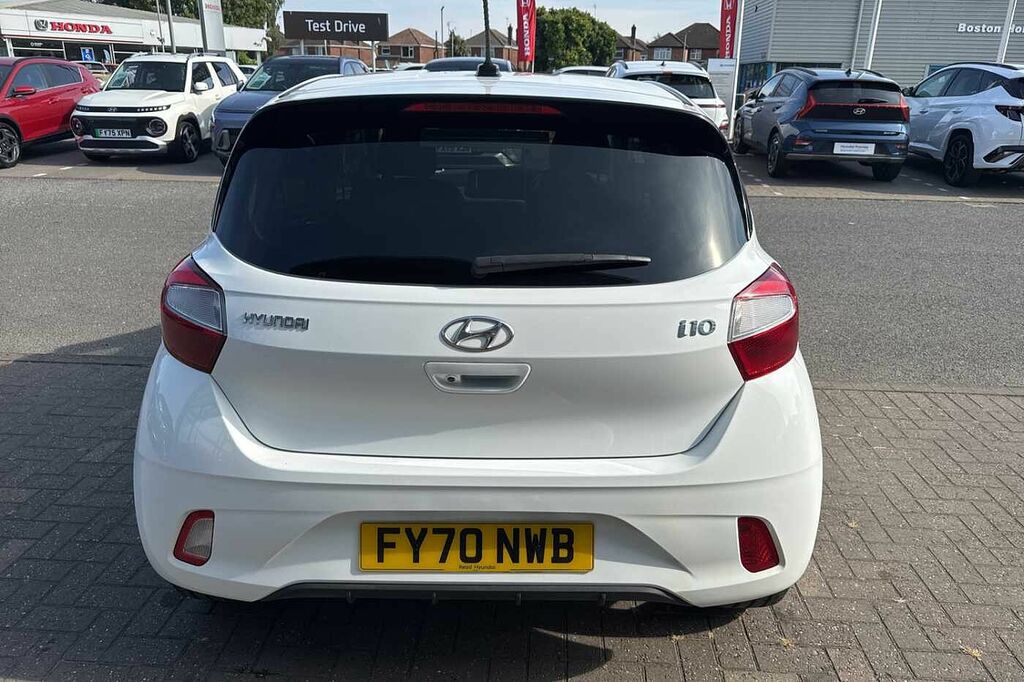 Hyundai I10 Play 1.0 Red #10