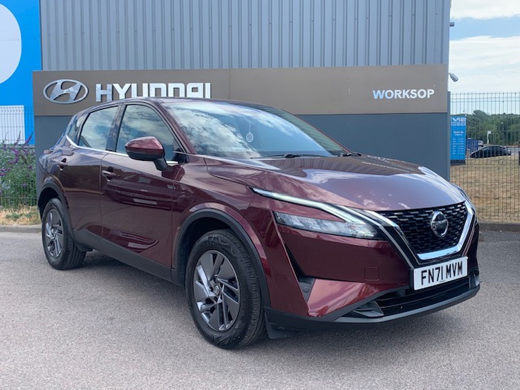 Nissan Qashqai 1.3 Dig-t Mh 158 Acenta Premium Xtronic Red