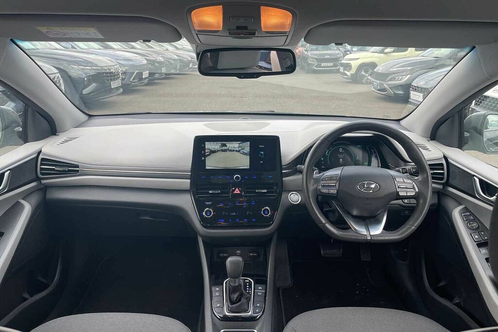 Hyundai Ioniq Hatchback Black #10