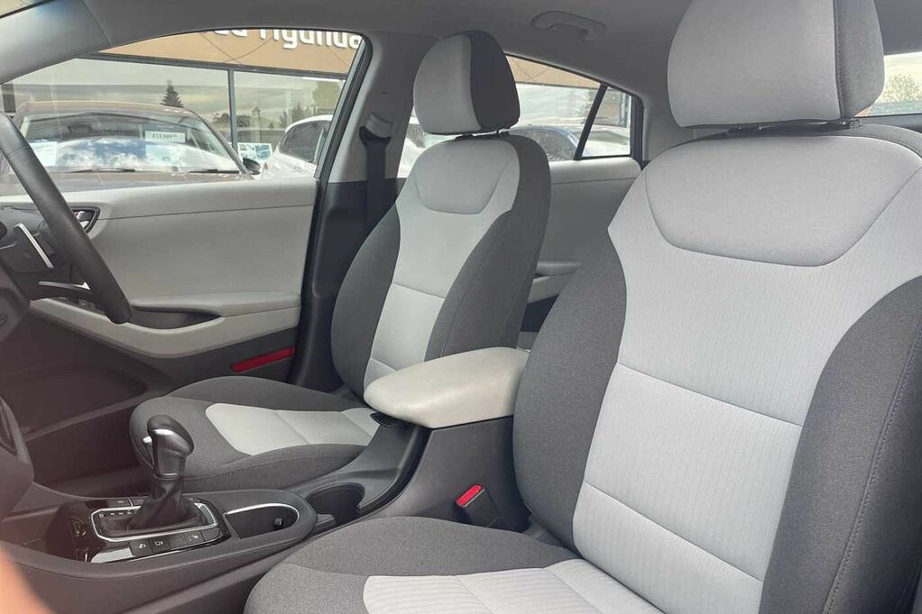 Hyundai Ioniq Hatchback Black #12