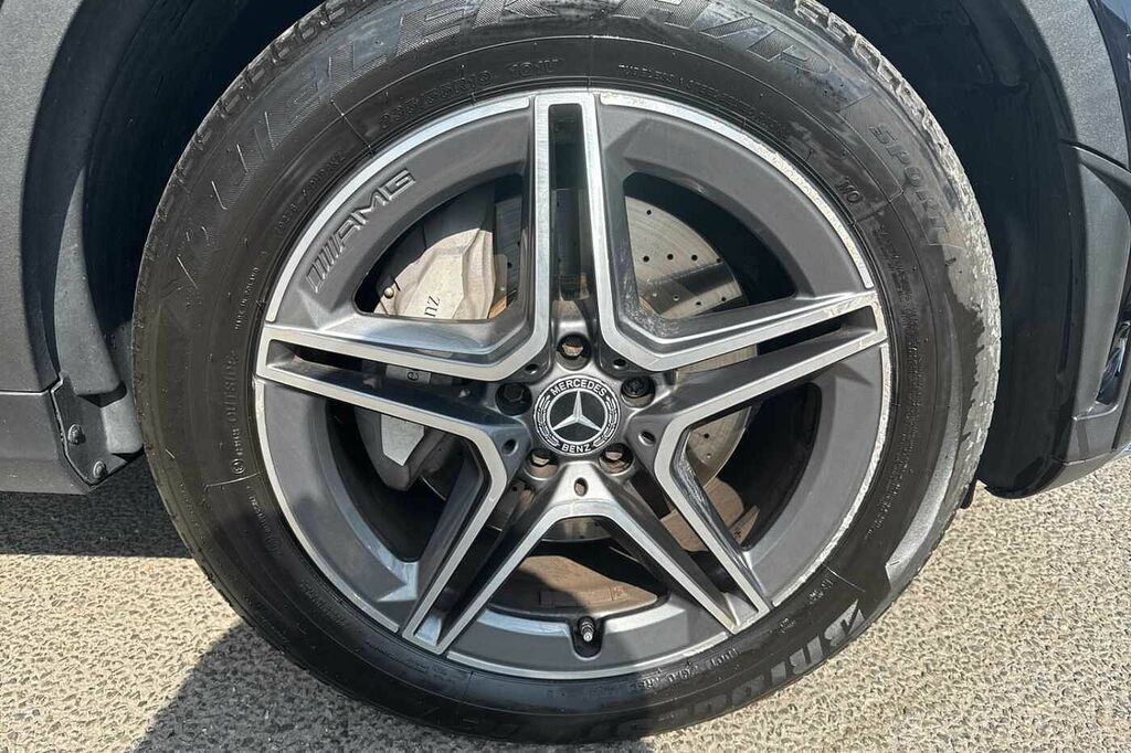 Mercedes-Benz GLC Class 300 4Matic Amg Line 9G-tronic Black #5
