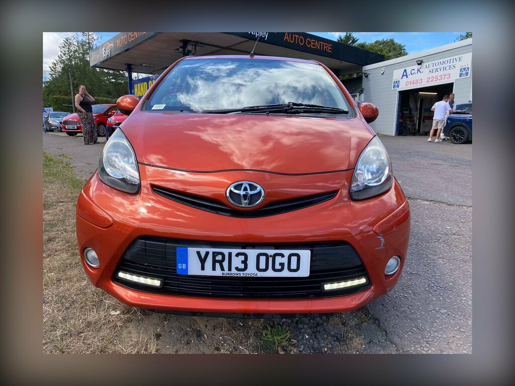 Toyota Aygo 1.0 Vvt-i Fire Euro 5 YR13OGO Orange #2