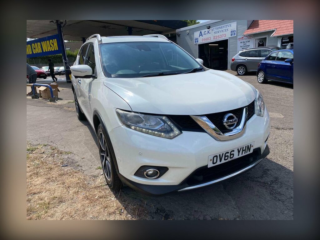 Nissan X-Trail Dci Tekna Xtronic Black #2