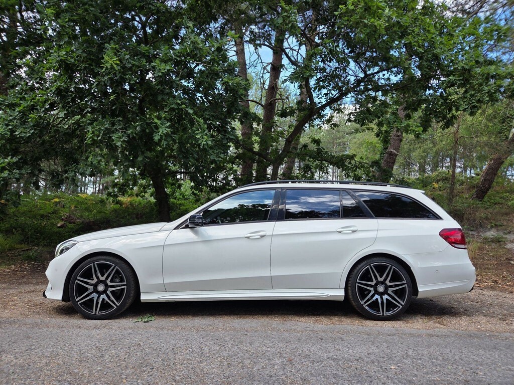 Mercedes-Benz E Class 2.0 E220d Amg Line Estate G-tronic Eur White #12