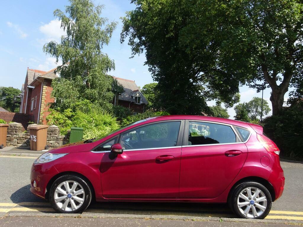 Ford Fiesta 1.25 Zetec FY58OMC Red #6