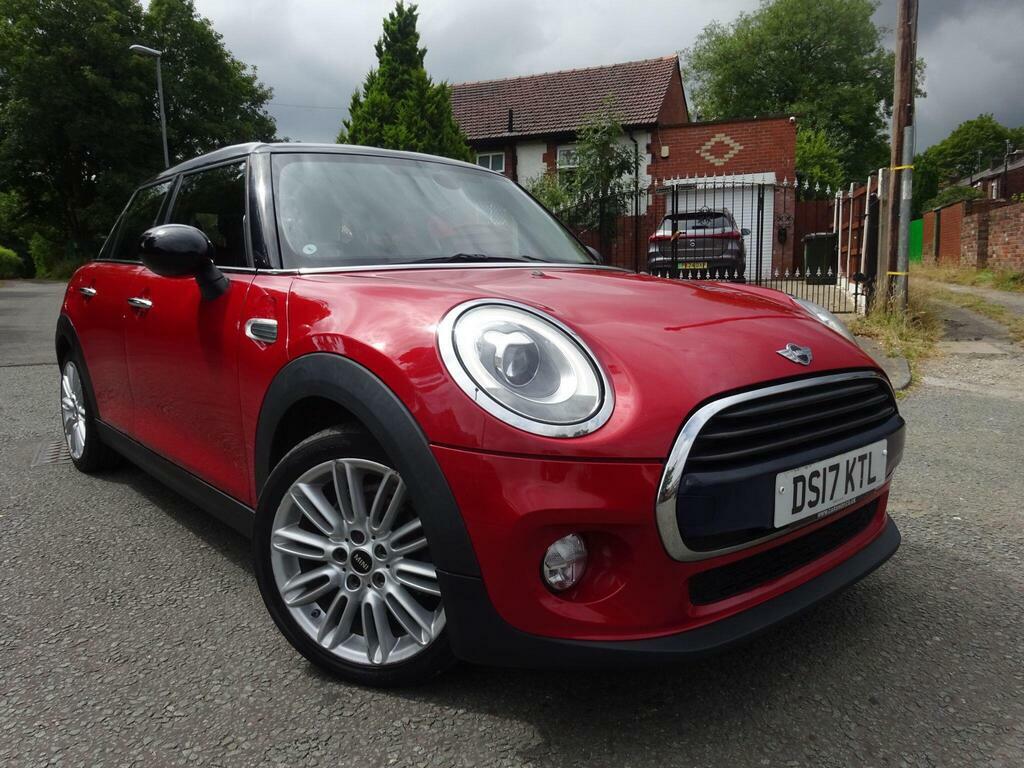 Mini Hatch 1.5 Cooper D Euro 6 S S Red