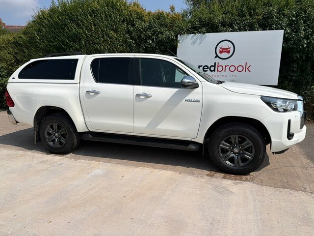 Toyota HILUX 2.4 D-4d Icon Pickup Double Cab White #4