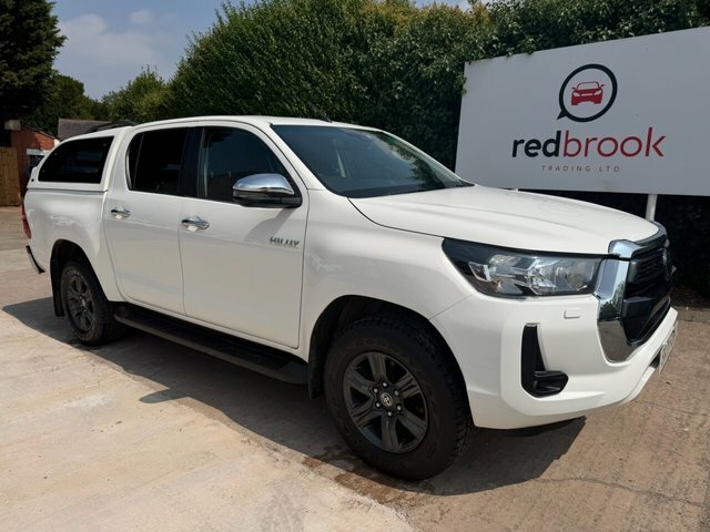 Toyota HILUX 2.4 D-4d Icon Pickup Double Cab White