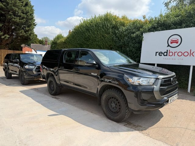Toyota HILUX 2.4 D-4d Active Pickup Double Cab Manua Black