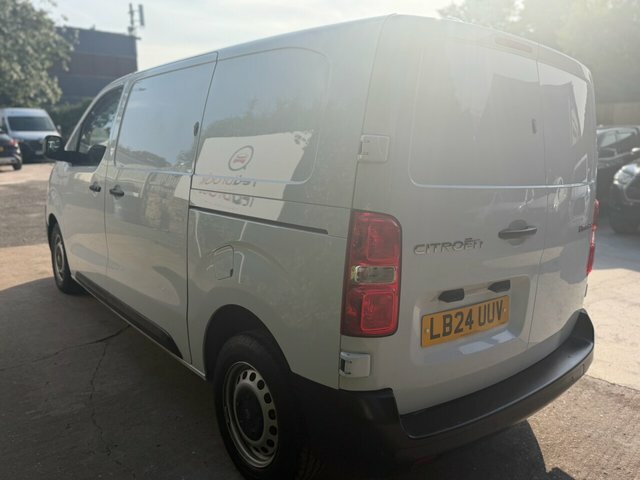 Citroen Dispatch 1.5 Bluehdi Enterprise M Panel Van 6Dr Manu White #5