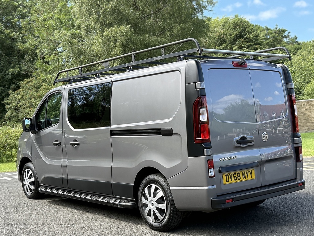 Vauxhall Vivaro 1.6 Cdti 2900 Sportive Crew Van Double Cab Die DV68NYY Grey #3