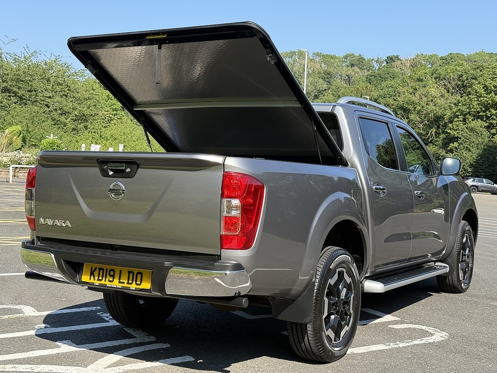 Nissan Navara Dci Tekna Grey #6