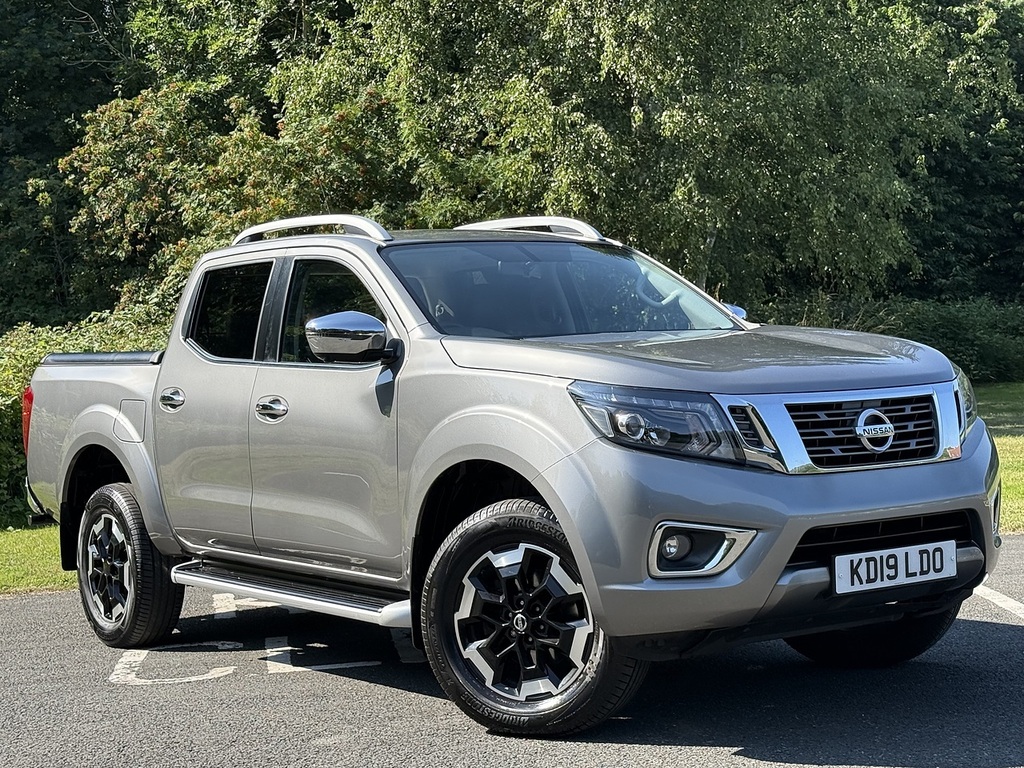 Nissan Navara Dci Tekna Grey