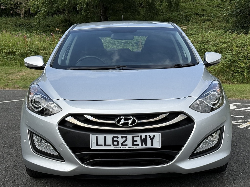 Hyundai I30 1.4 Style Hatchback Euro 5 100 LL62EWY Silver #4