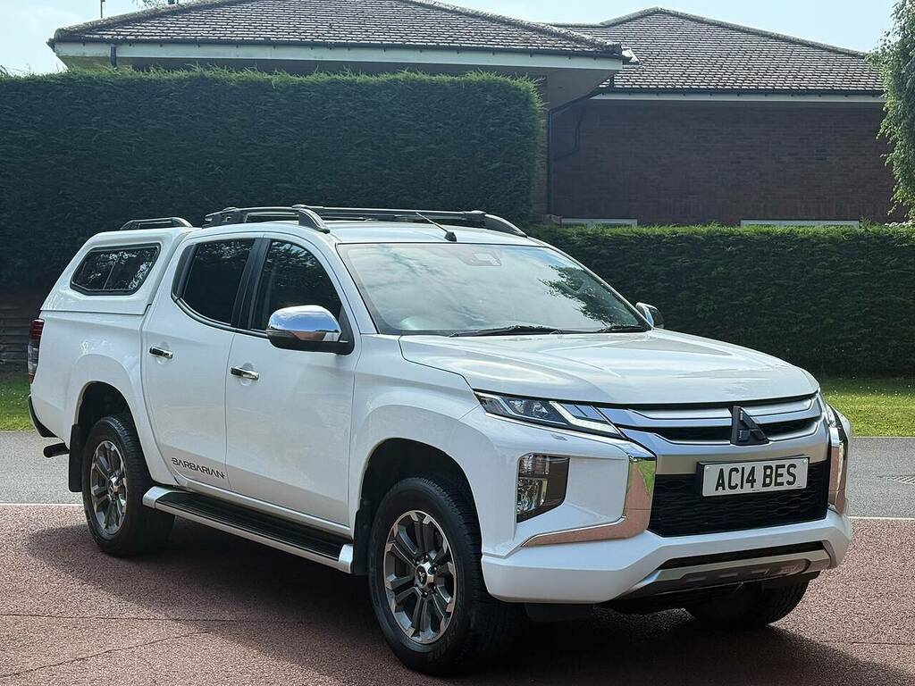Mitsubishi L200 Di-d Dc Barbarian White