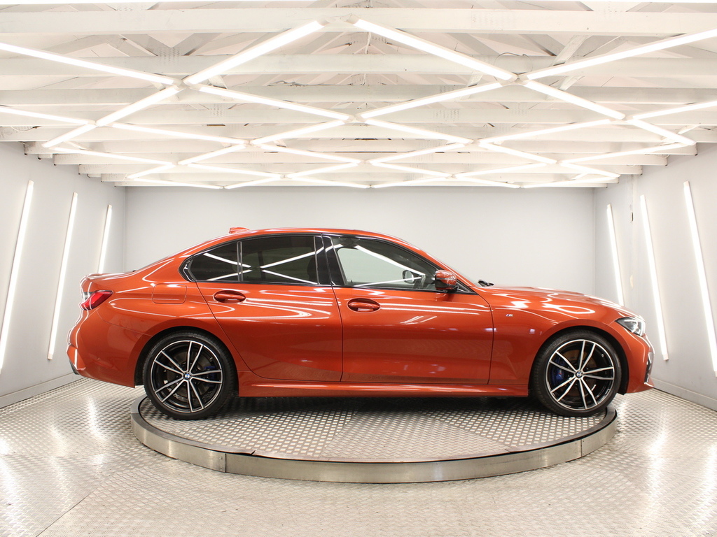 BMW 3 Series Saloon YC21CWP Orange #2